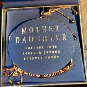 Silver plated mothers day braclet